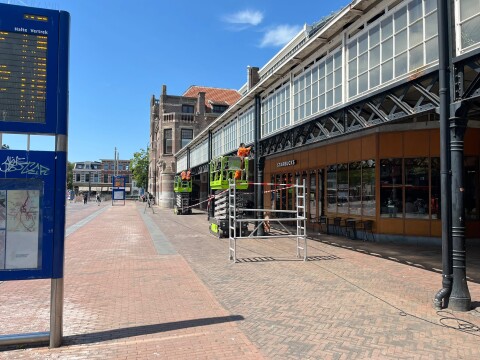 West bv - station Haarlem